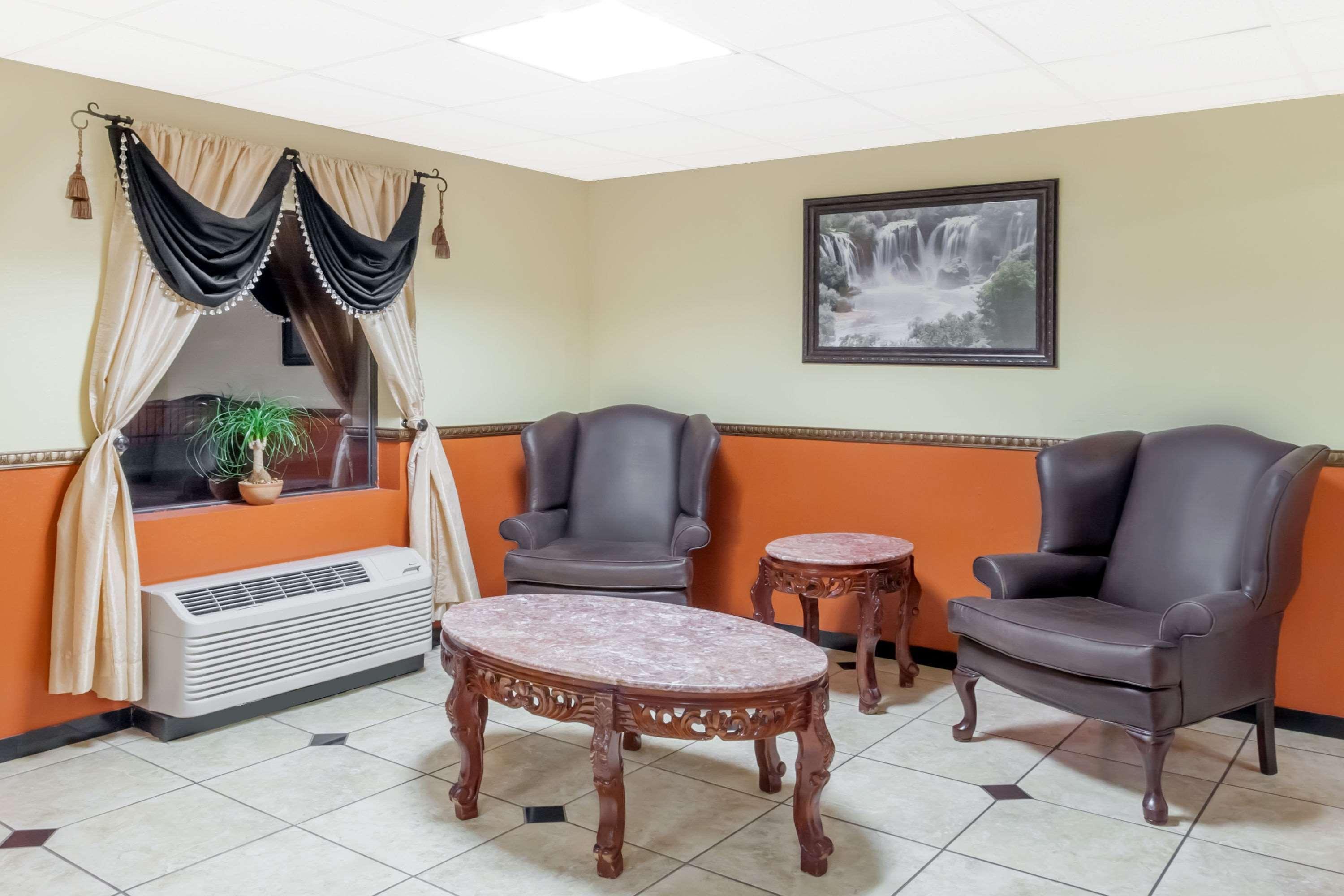 Clarion Pointe Kimball By Choice Hotels Exteriör bild