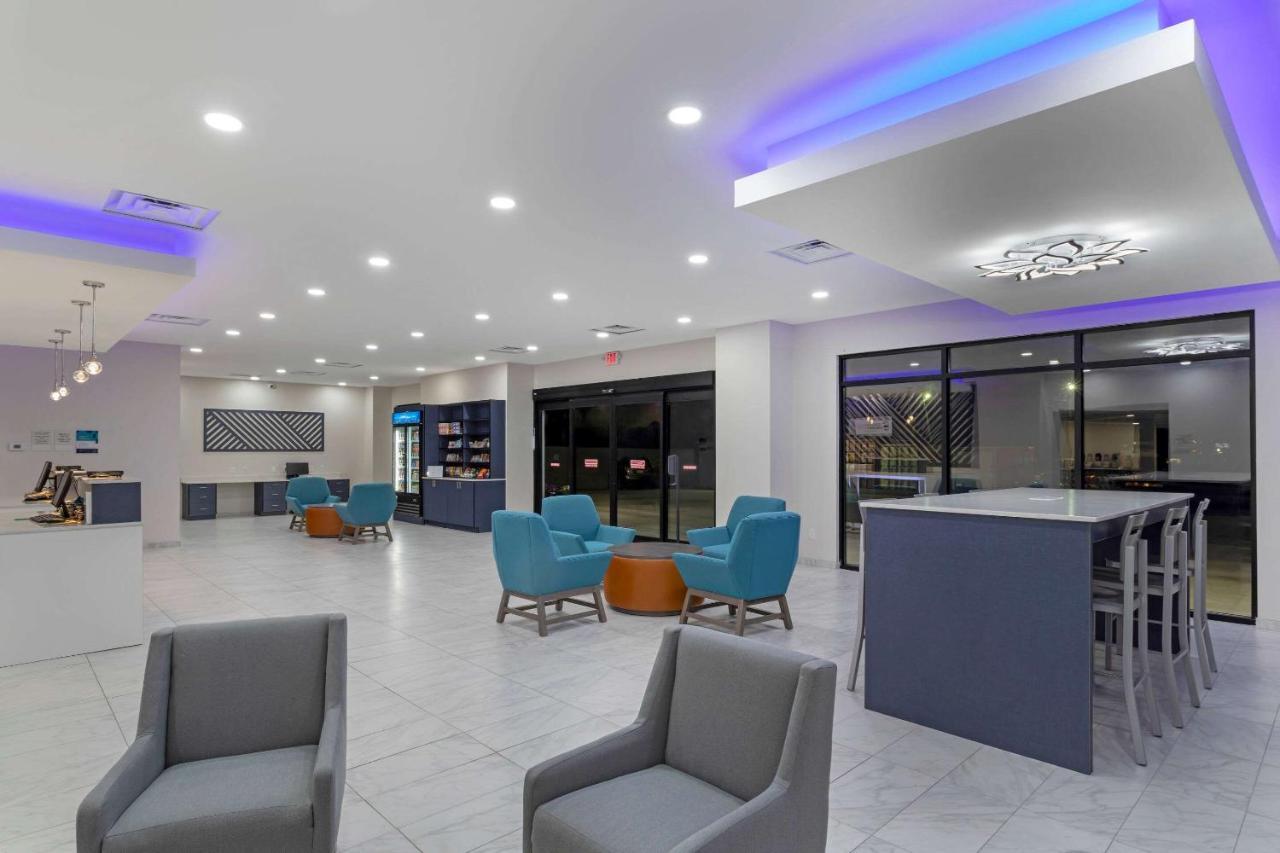Clarion Pointe Kimball By Choice Hotels Exteriör bild