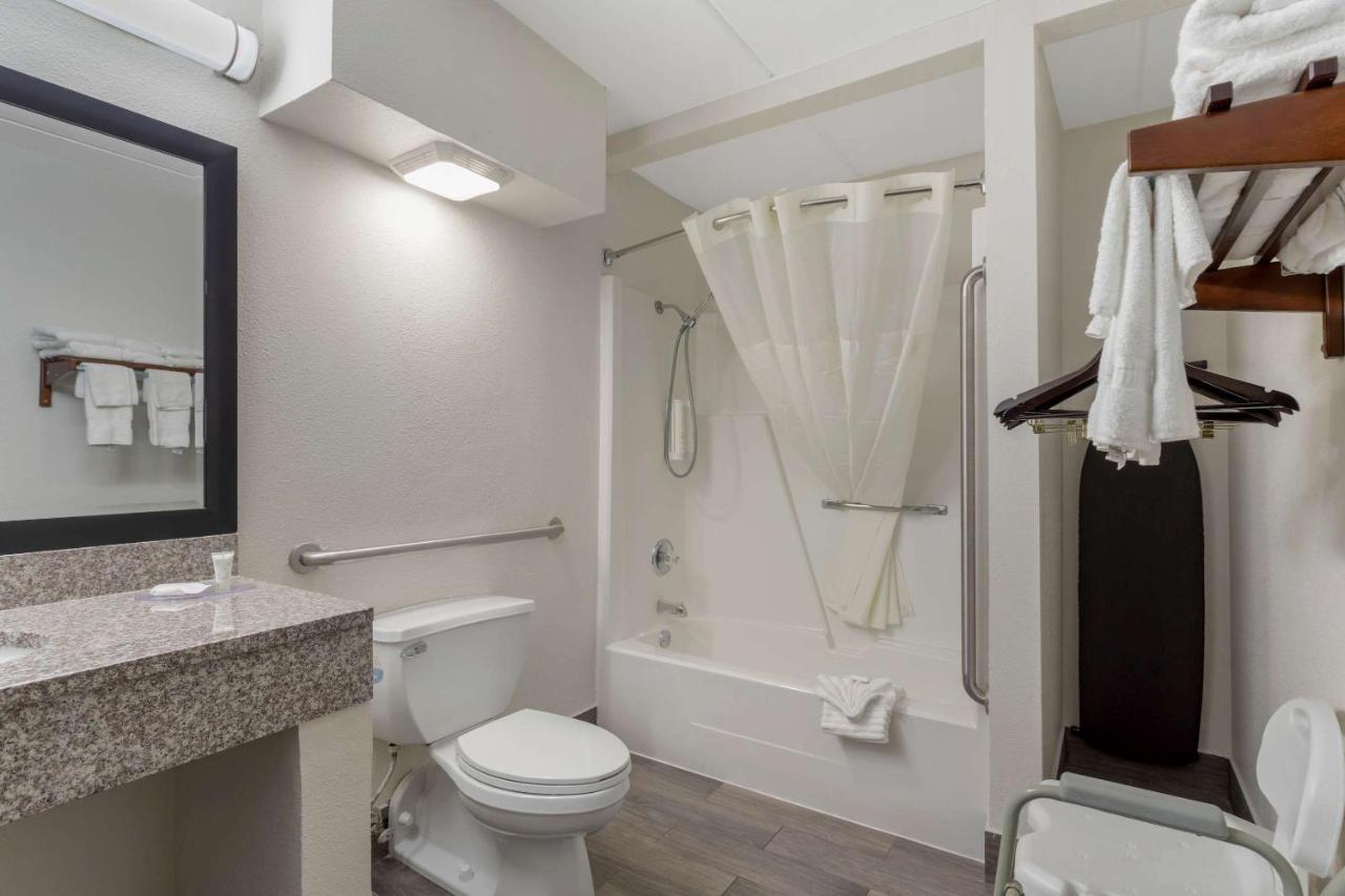 Clarion Pointe Kimball By Choice Hotels Exteriör bild