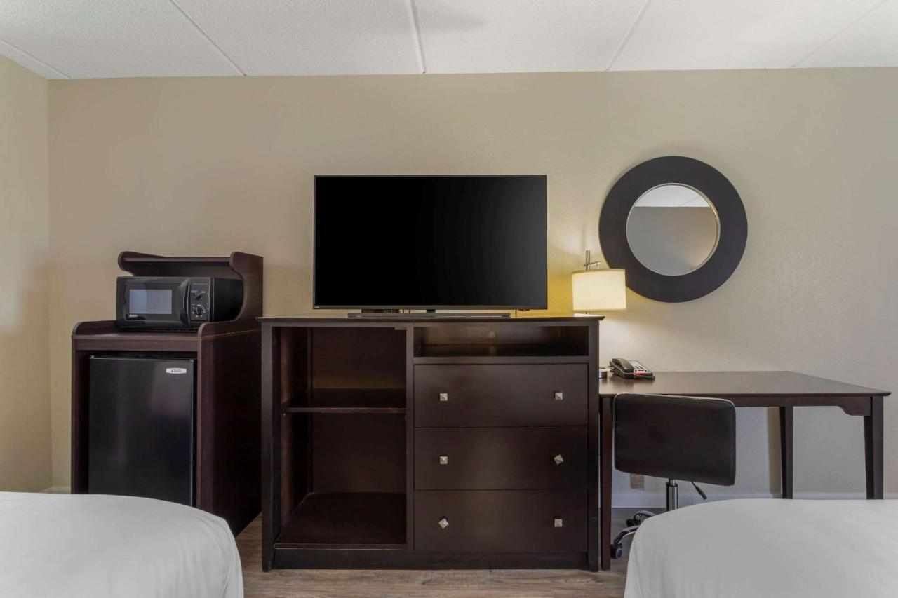 Clarion Pointe Kimball By Choice Hotels Exteriör bild